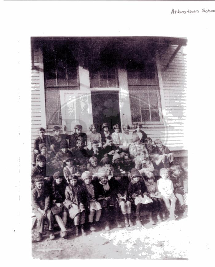 Atkinstown School; Photo of students at Atkinstown School ca 1925-1935